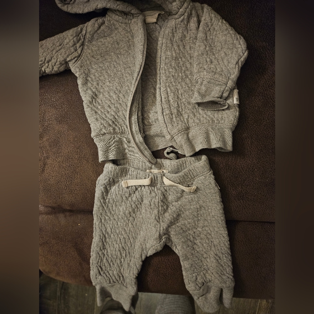 Newborn Burts Bees Baby Sweatshirt Pants Outfit Gender Neutral